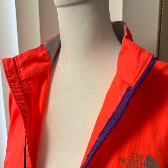 THE NORTH FACE LIGHT JACKET . SIZE M - Picture 3 of 13